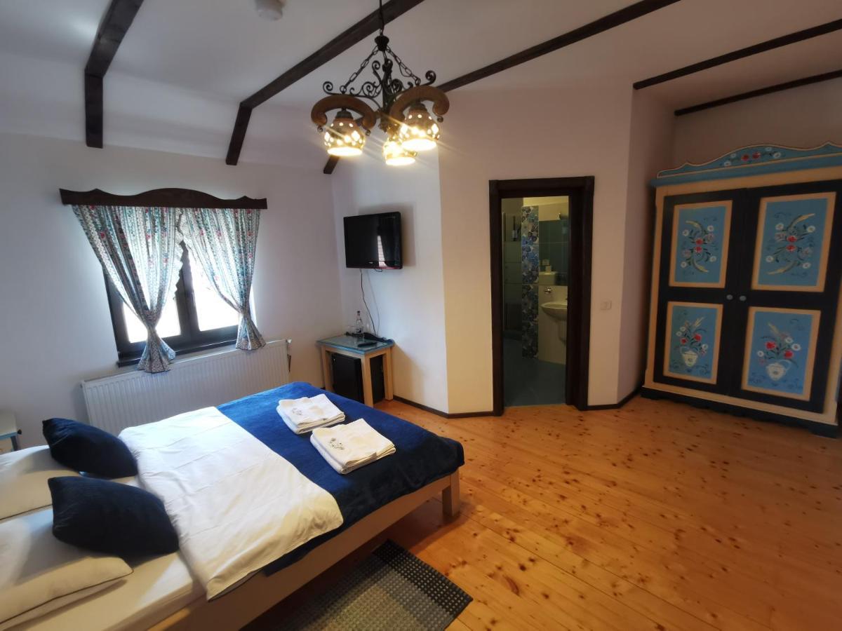 Pensiunea Casa Moga Bucium  Ngoại thất bức ảnh