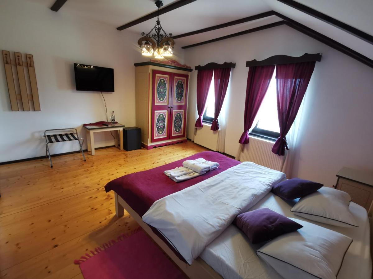 Pensiunea Casa Moga Bucium  Ngoại thất bức ảnh