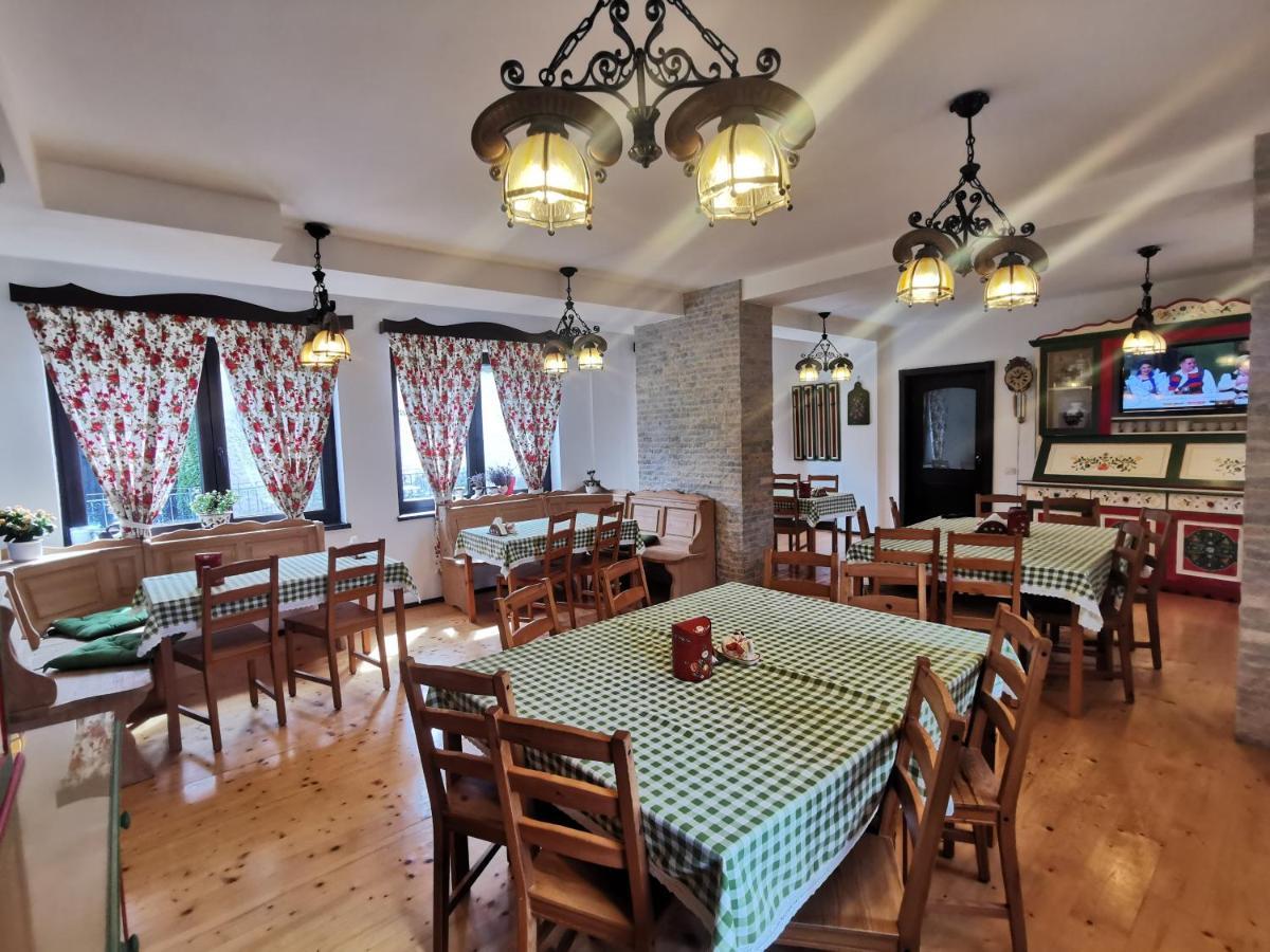 Pensiunea Casa Moga Bucium  Ngoại thất bức ảnh